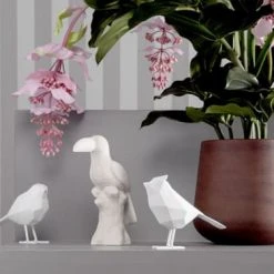 Pt Living Statuettes Et Figurines Oiseau En Résine Mat Origami 17cm Blanc -Sablie Vases Soldes oiseau en resine mat origami 17cm blanc 1