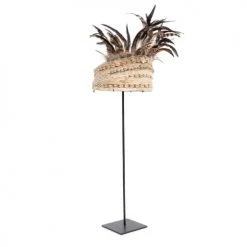 Bazar Bizar Statuettes Et Figurines Statue Avec Chapeau En Plumes Naturelles Noires Sur Socle Métallique -Sablie Vases Soldes statue avec chapeau en plumes naturelles noires sur socle metallique 4