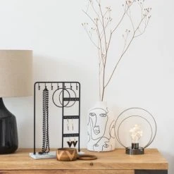 Maisons Du Monde Vases Vase En Dolomite Noire Et Blanche Imprimé Visages H21 -Sablie Vases Soldes vase en dolomite noire et blanche imprime visages h21 1000 15 10 208044 2